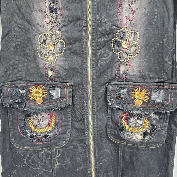 Tricotto Distressed Embelished Embroidered Denim Jacket Style 766 Womens Dress - Picture 3 of 9